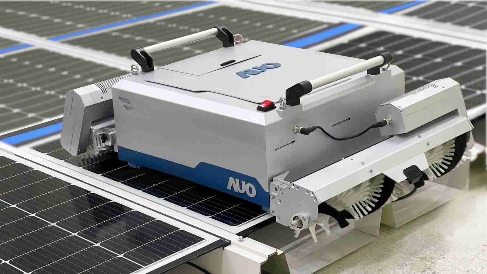 至成国际致力EPC场域技术升级，，，，导入清洁机器人搭配传感器与AI数据分析，，，大幅减少维运成本